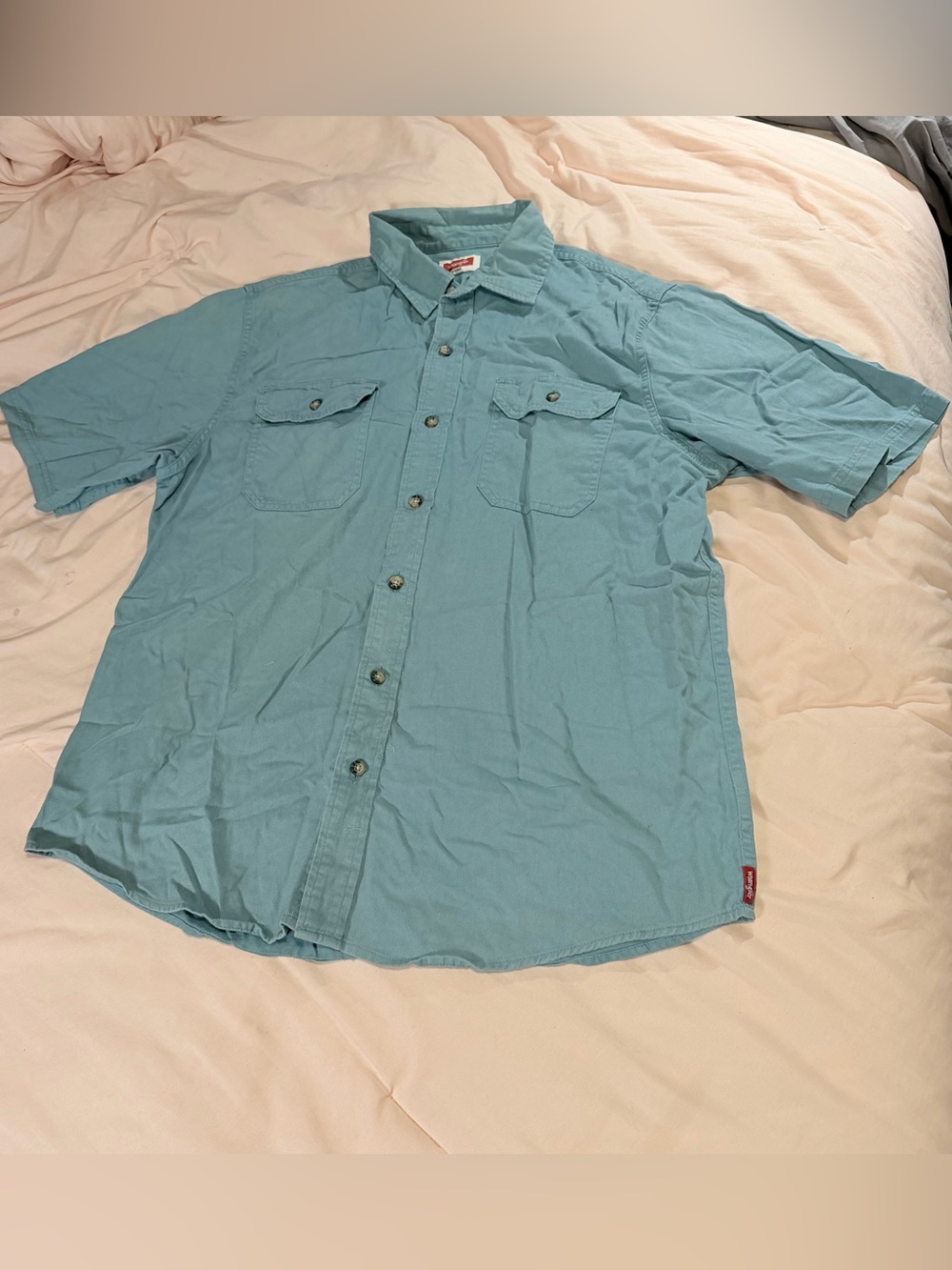 Vintage Wrangler Light Blue Short-Sleeve Button-Up Shirt L